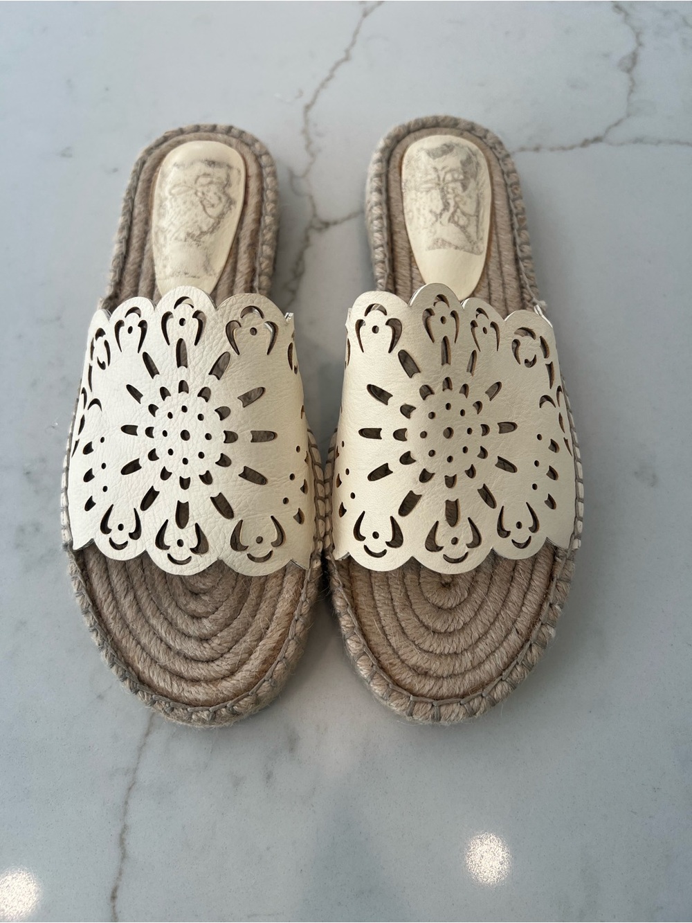 Joie Ivory Laser Cut Leather Espadrille Slide Sandals Women’s 36 US 6 Flat Mule